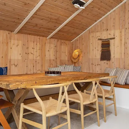 Holiday home Holiday Xiii